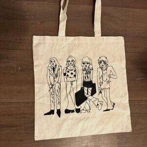 NEW Maneskin Tote Bag Illustrated with Line Drawing of the Band